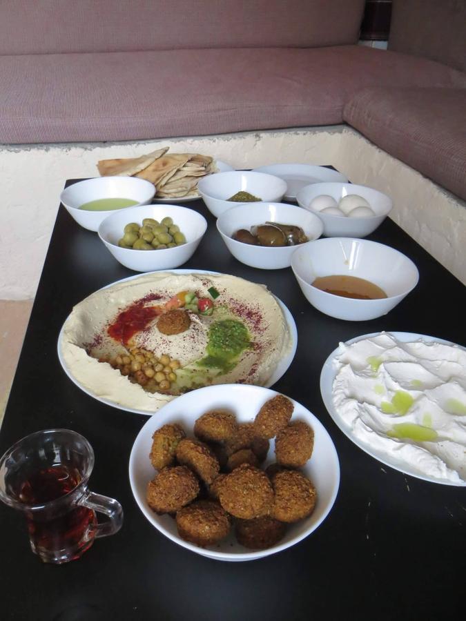 Petra Bedouin Bed And Breakfast Wadi Musa Buitenkant foto