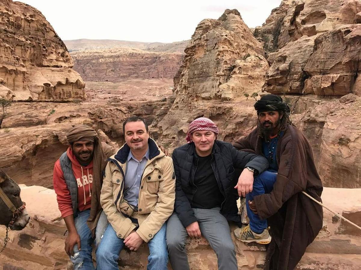 Petra Bedouin Bed And Breakfast Wadi Musa Buitenkant foto