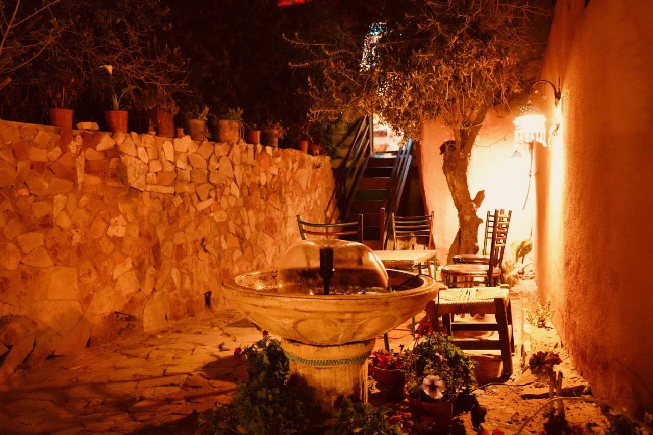 Petra Bedouin Bed And Breakfast Wadi Musa Buitenkant foto